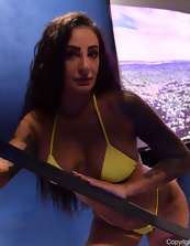 Porn pictures showing a leggy brunette mommy in HQ