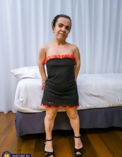 Horny dwarf flaunting her fuckable nude MILF body on cam